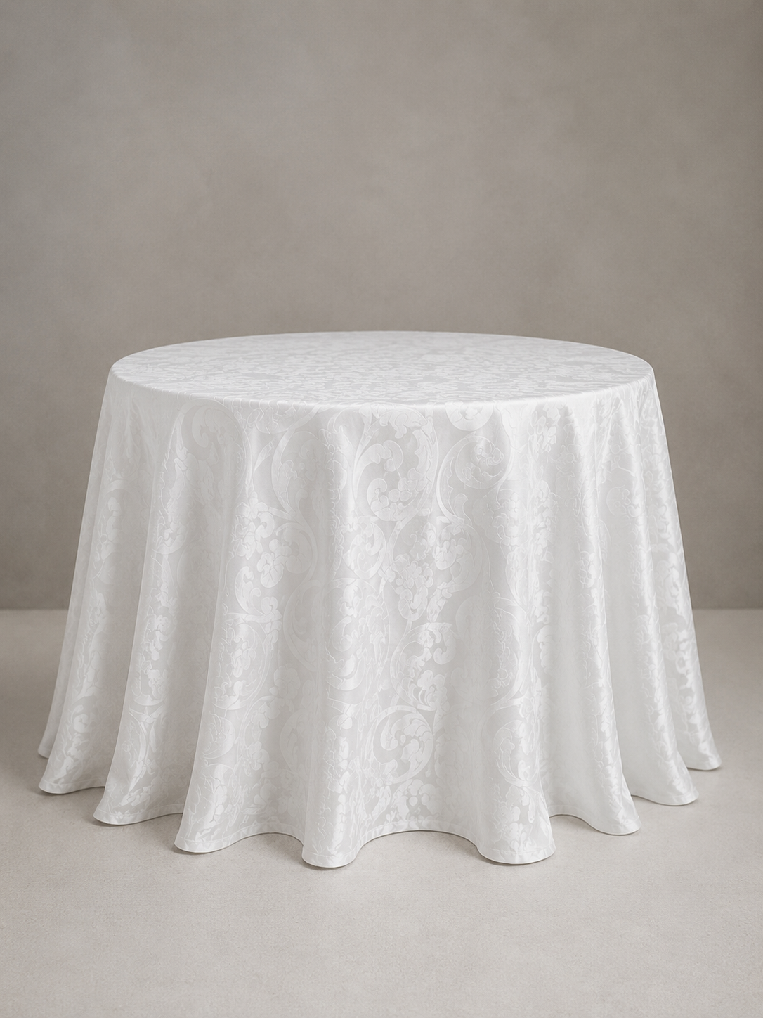 mantel-redondo-de-48-blanco-brocado