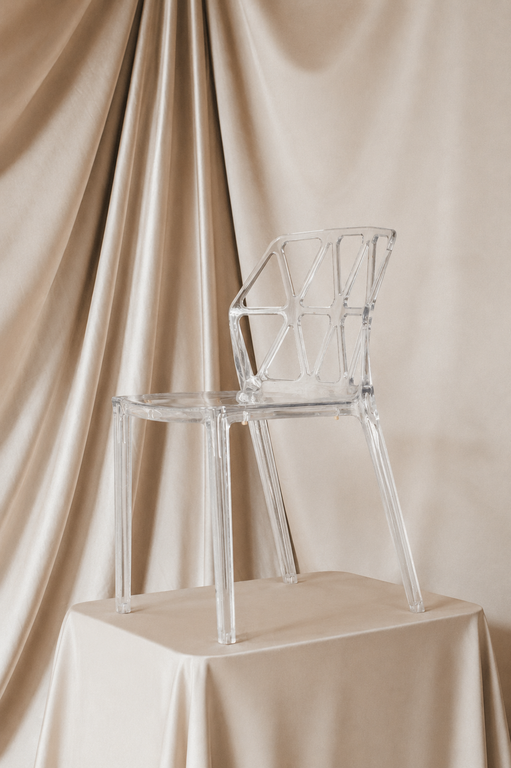 silla-alchemia-acrilica